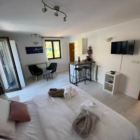 And Maritimo Guest house